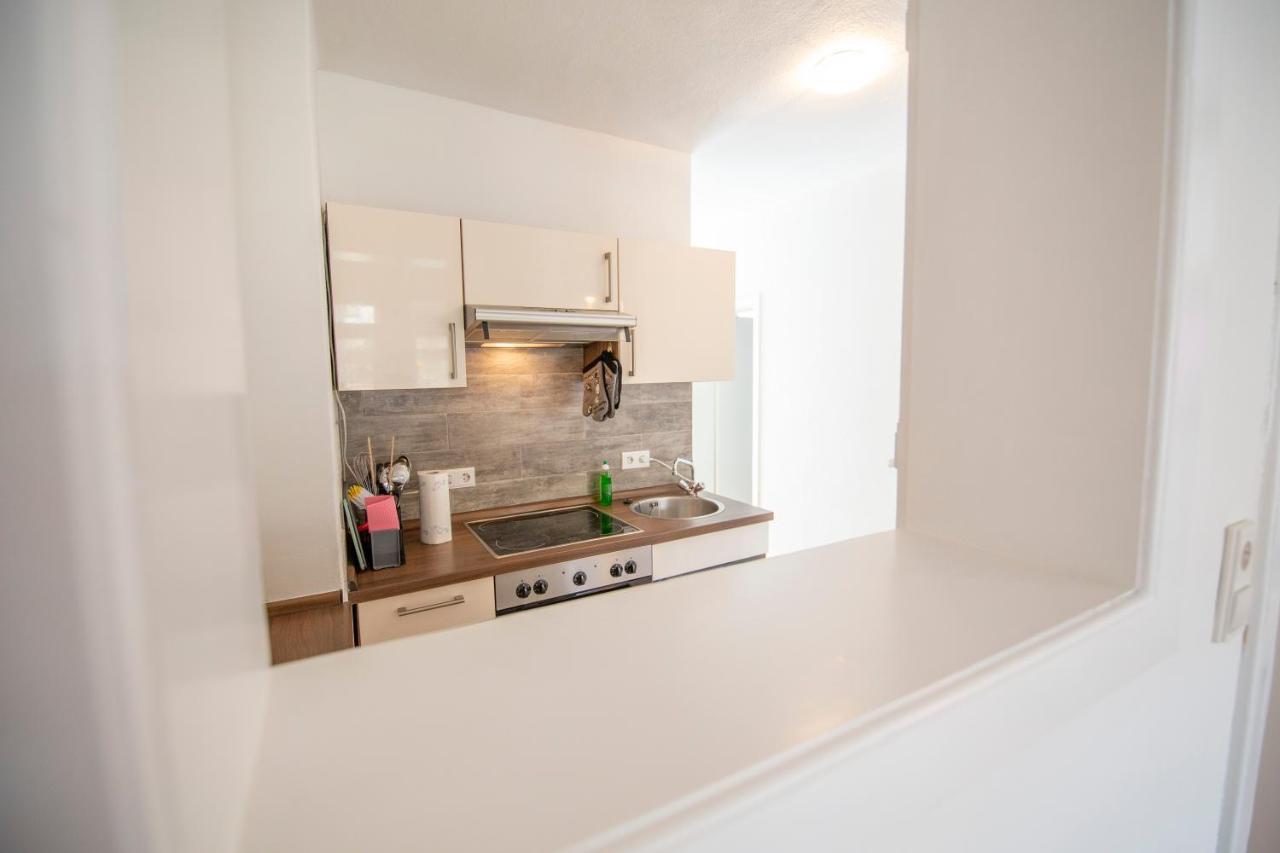 Apartment Mit Kleinem Innenhof Im Erdgeschoss Fuer Bis Zu 4 Personen 克洛滕 外观 照片