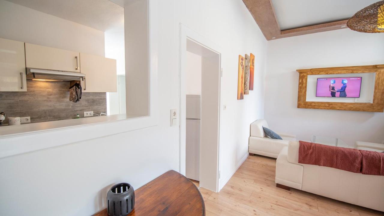 Apartment Mit Kleinem Innenhof Im Erdgeschoss Fuer Bis Zu 4 Personen 克洛滕 外观 照片