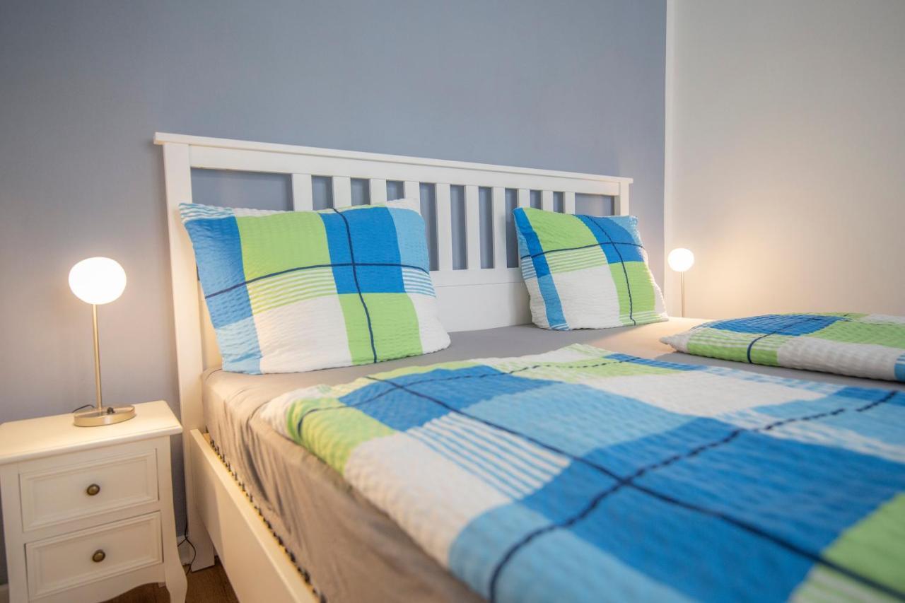 Apartment Mit Kleinem Innenhof Im Erdgeschoss Fuer Bis Zu 4 Personen 克洛滕 外观 照片